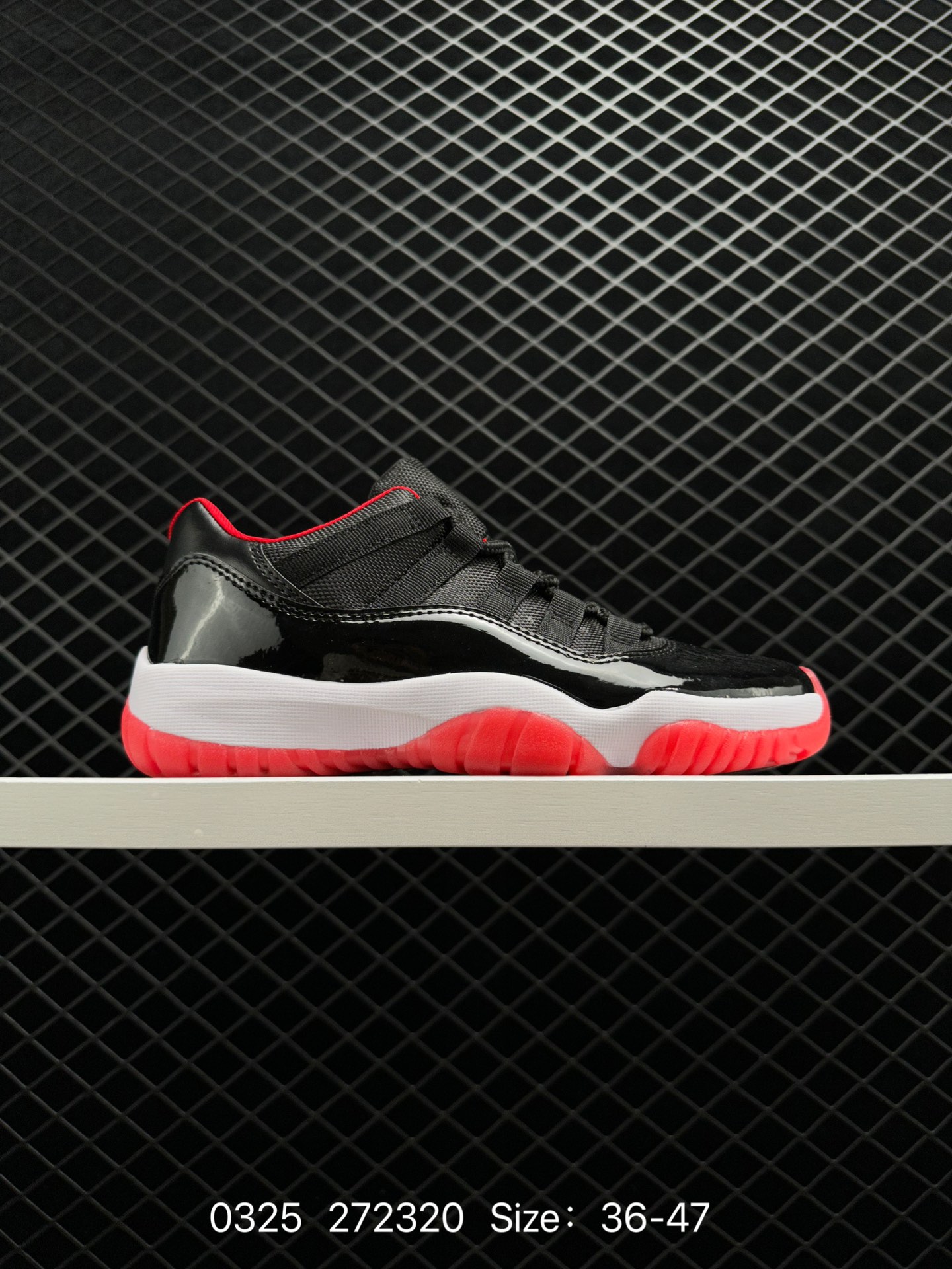 Air Jordan 11 Retro Low “Concord Bred”